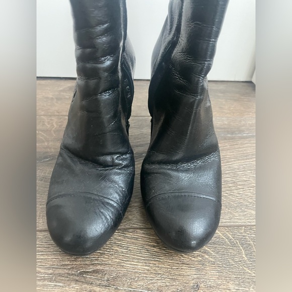 Prada Authentic leather platforms booties size 37.5 black - Picture 6 of 7